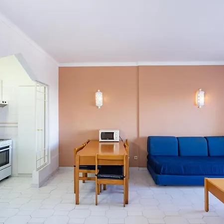 Apartment Sunholidays By Umbral